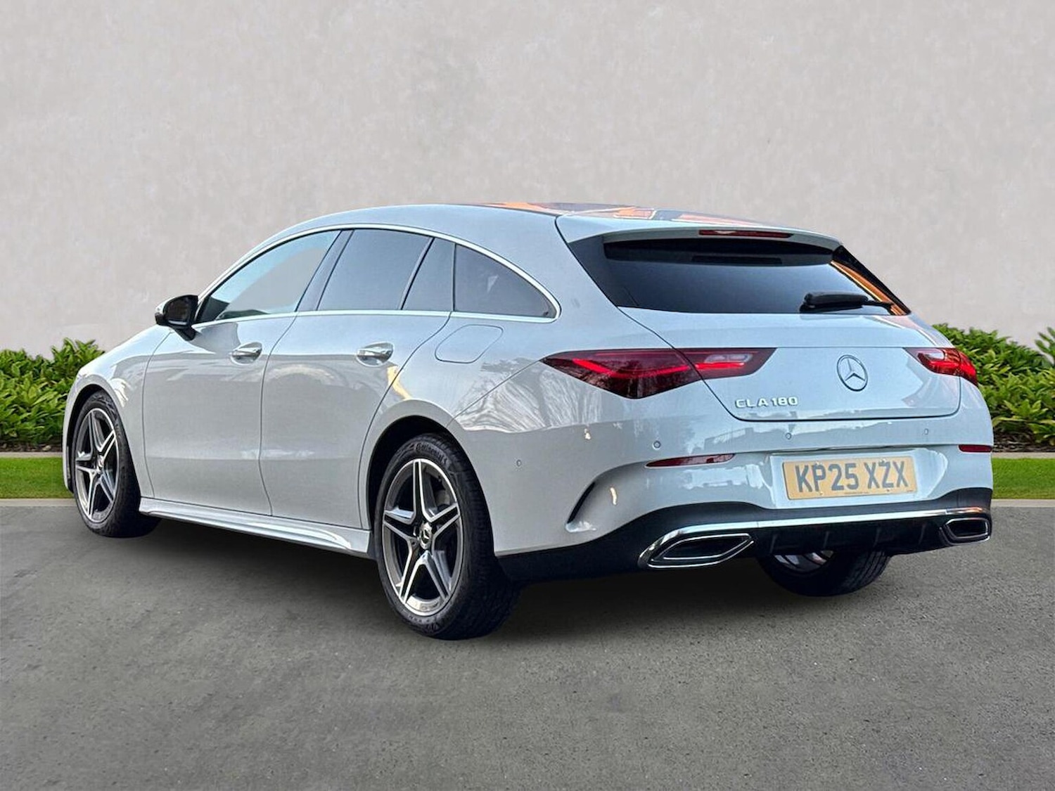 Used Mercedes-Benz CLA 2025 for sale - 76655841: Photo 2