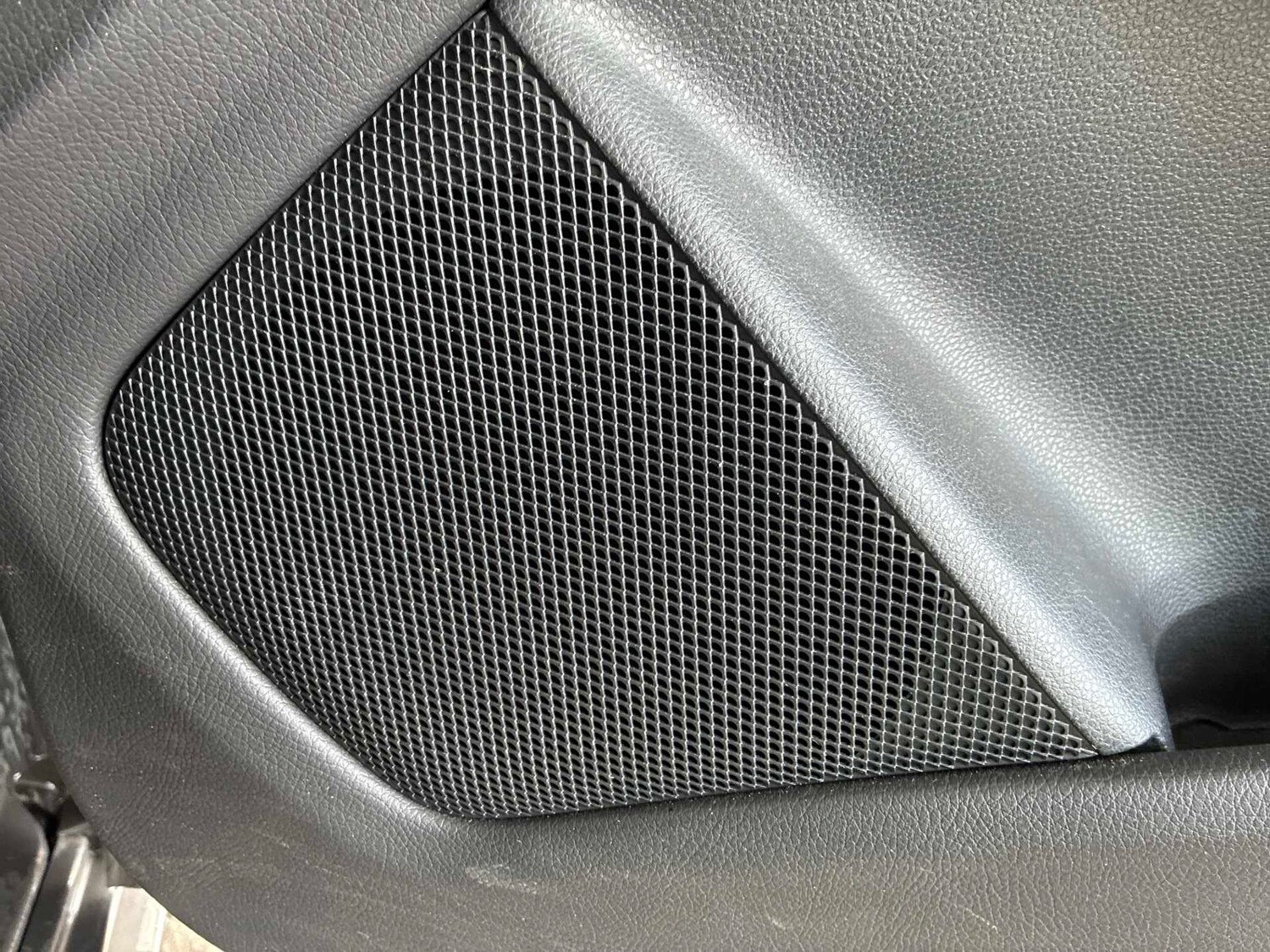 Used Mercedes-Benz A-Class 2018 for sale - 78196008: Photo 30