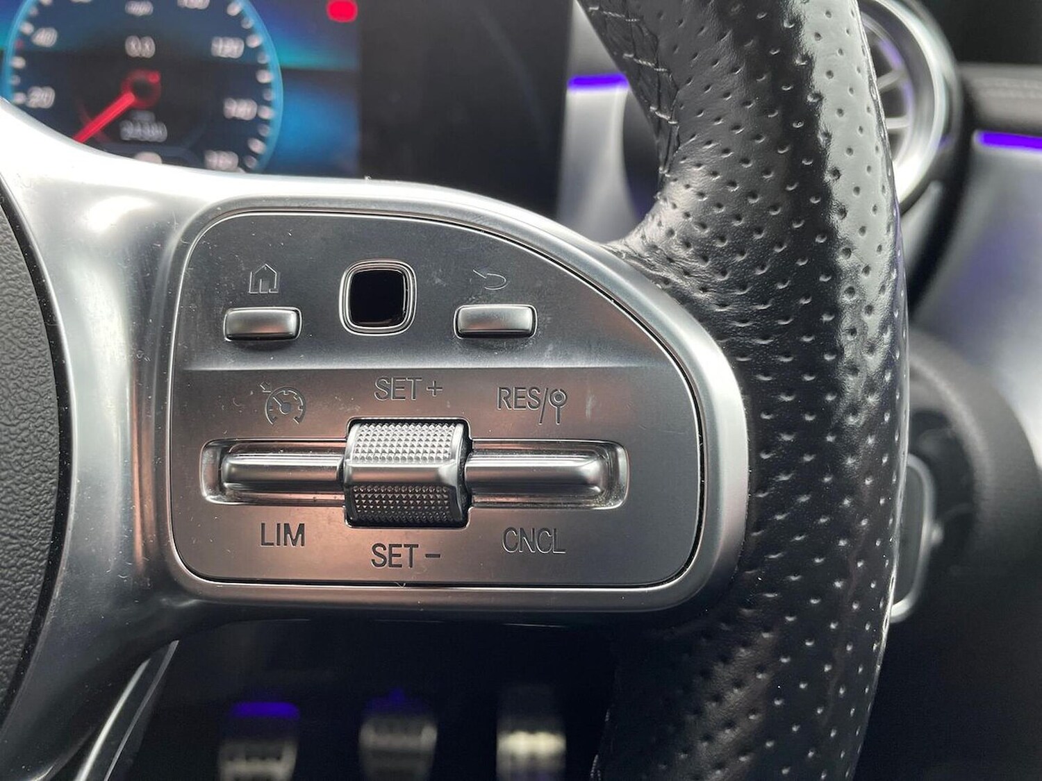 Used Mercedes-Benz A-Class 2021 for sale - 76946967: Photo 27