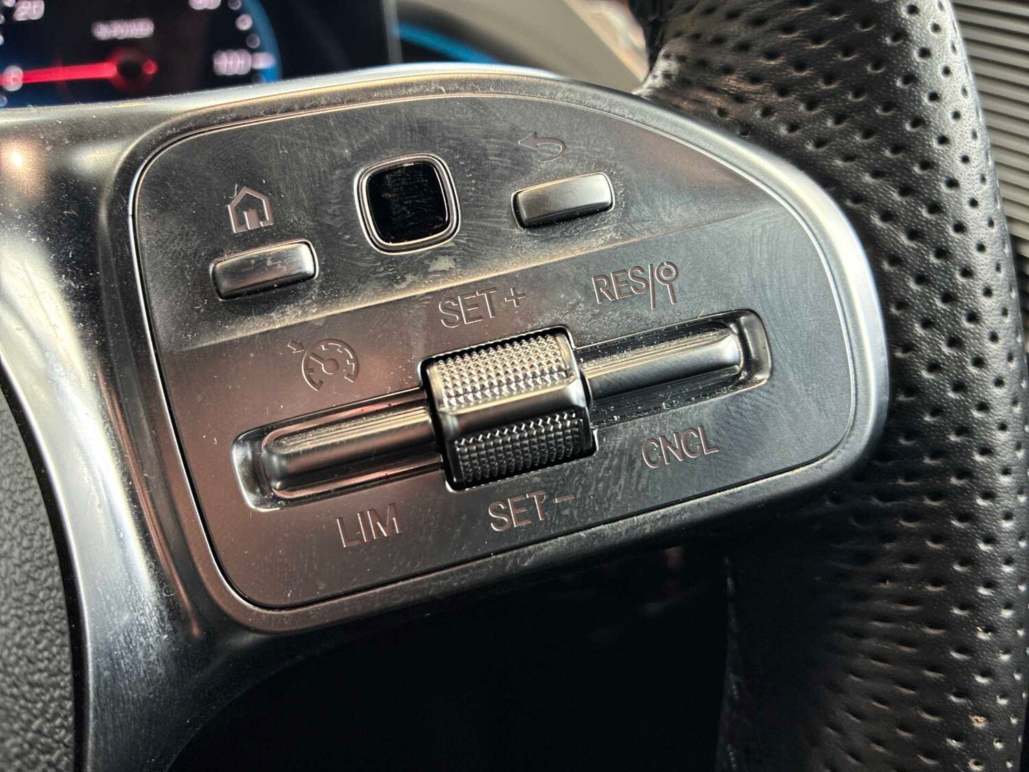 Used Mercedes-Benz EQC 2023 for sale - 78191981: Photo 23