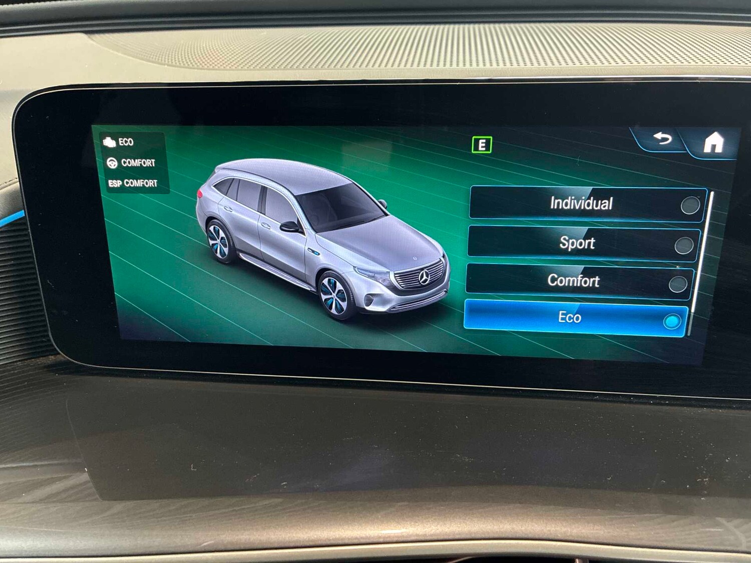 Used Mercedes-Benz EQC 2023 for sale - 78191981: Photo 40