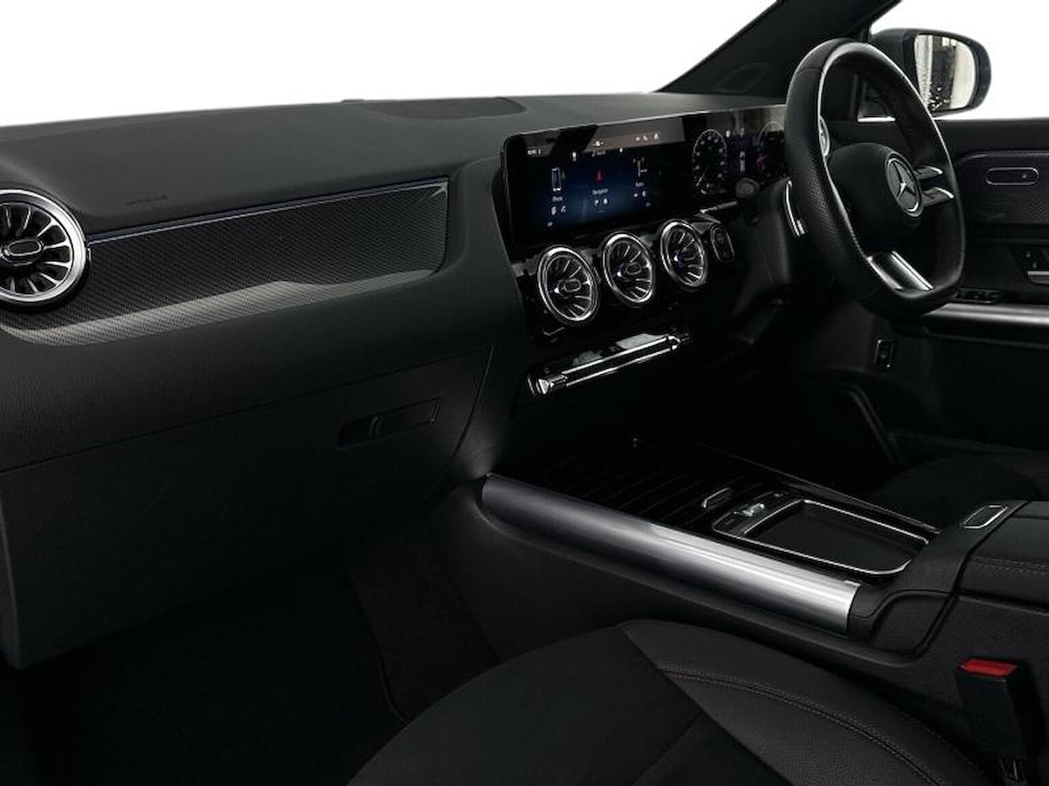 Used Mercedes-Benz GLA 2024 for sale - 76383359: Photo 5