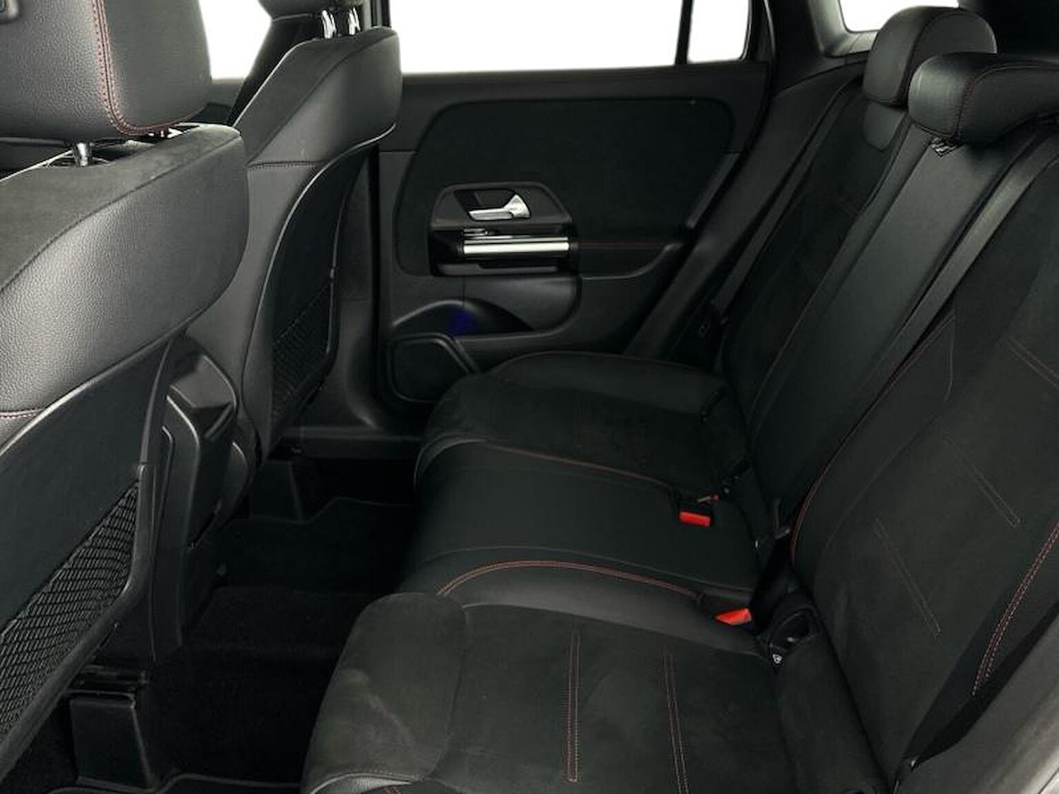 Used Mercedes-Benz GLA 2024 for sale - 76383359: Photo 8