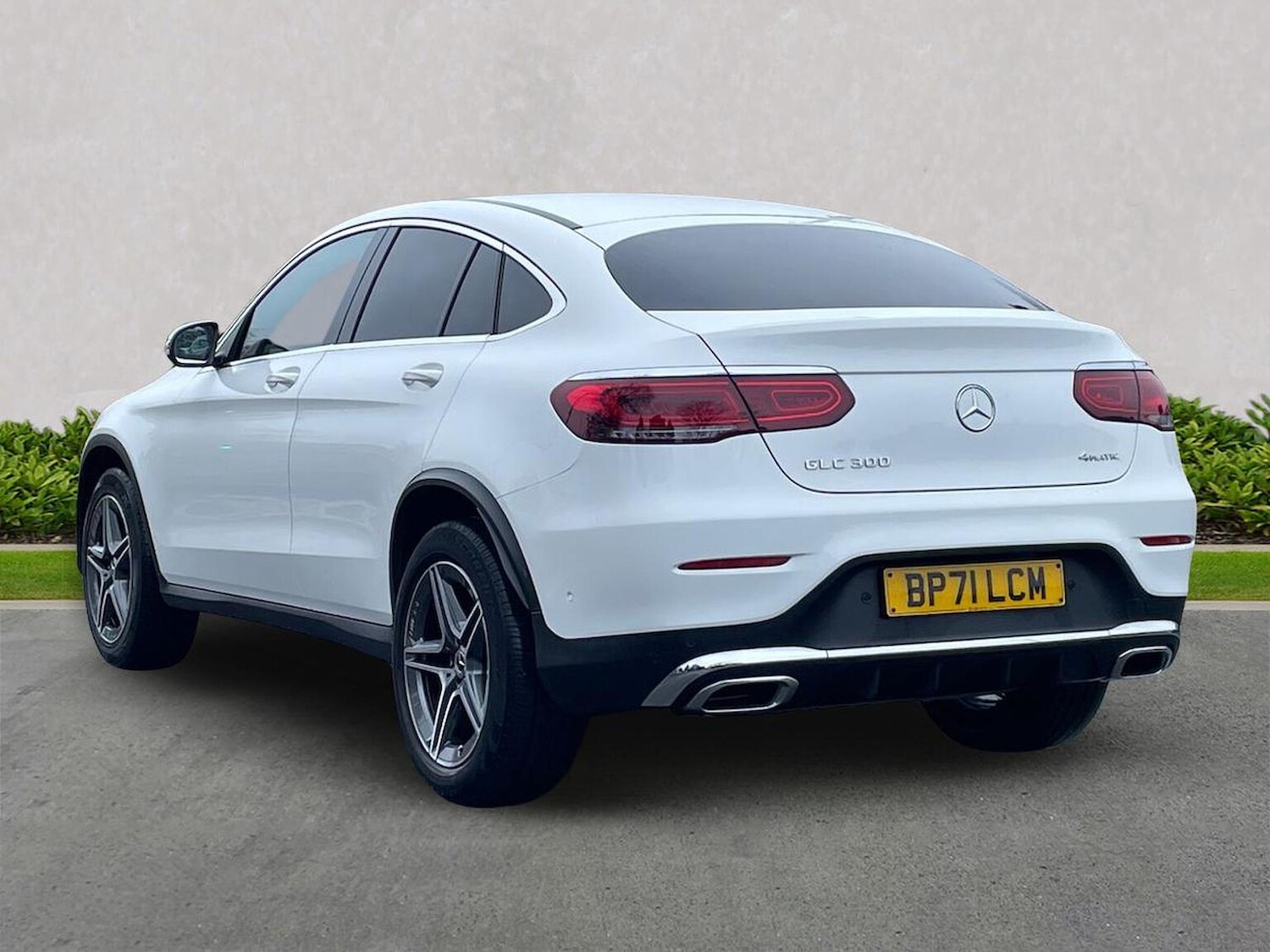 Used Mercedes-Benz GLC 2022 for sale - 77024304: Photo 2