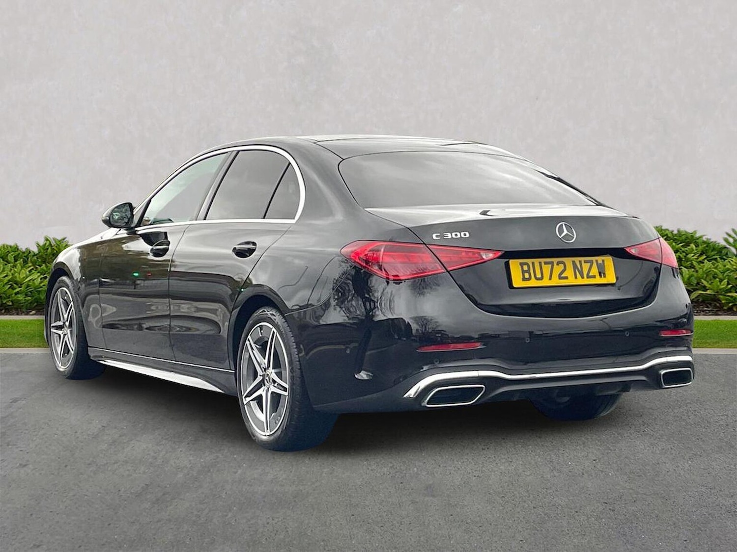 Used Mercedes-Benz C Class 2023 for sale - 76807528: Photo 2