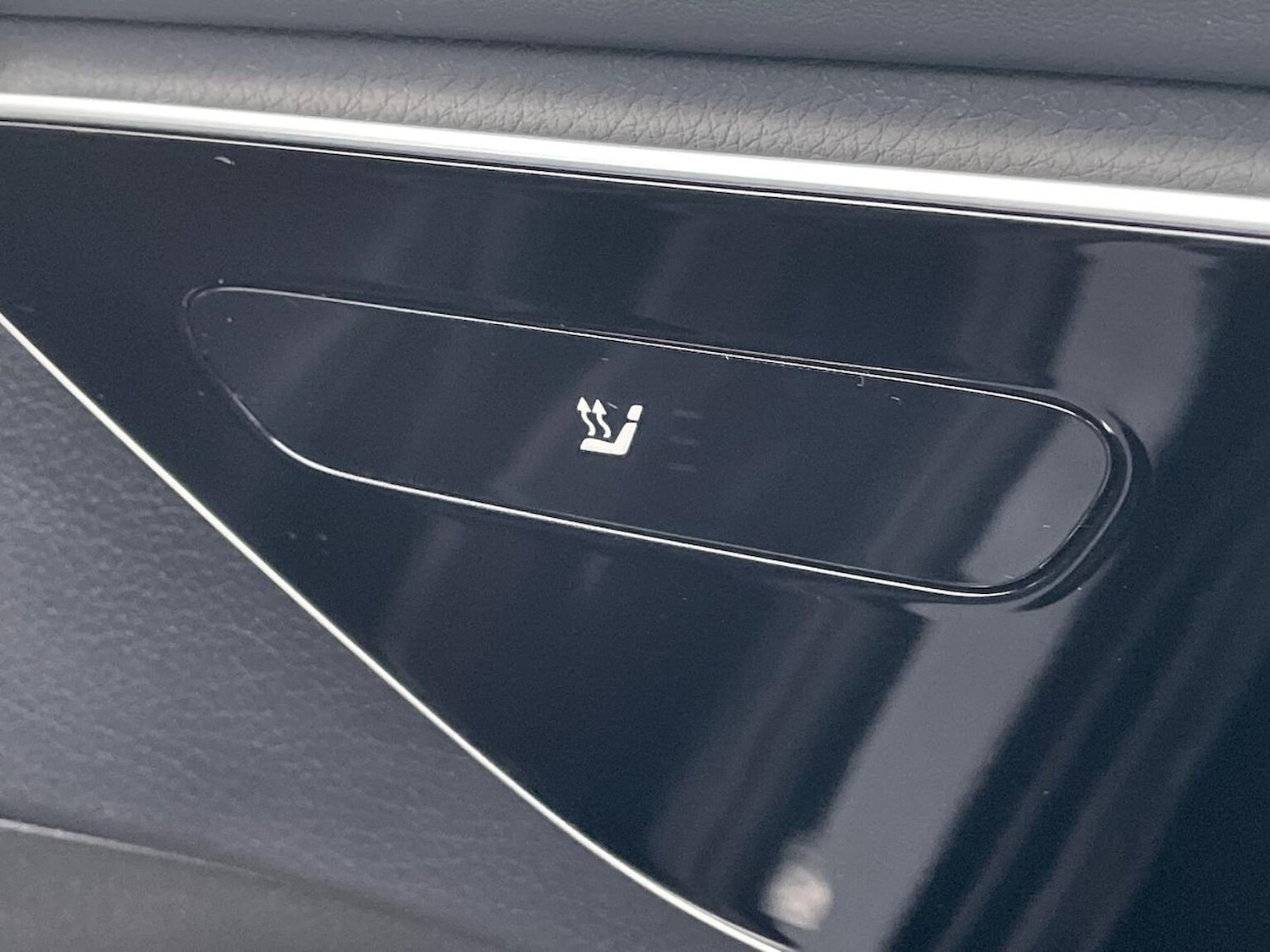 Used Mercedes-Benz C Class 2023 for sale - 76807528: Photo 30