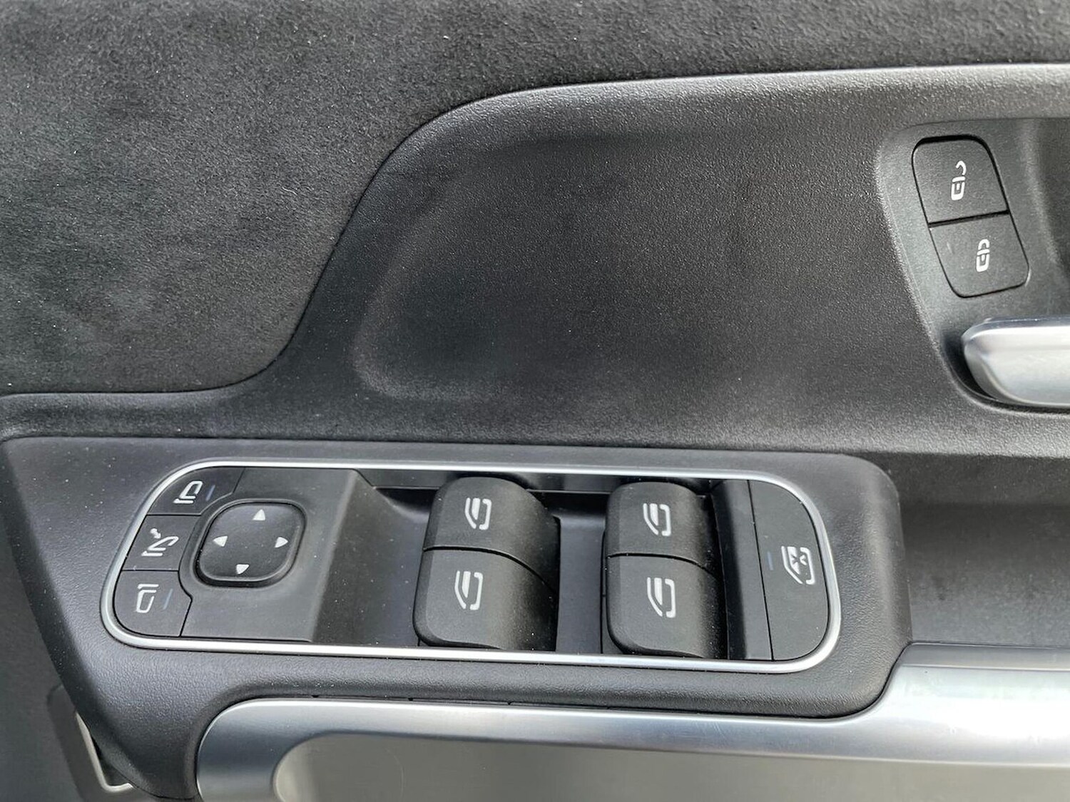 Used Mercedes-Benz GLB 2024 for sale - 76383380: Photo 21