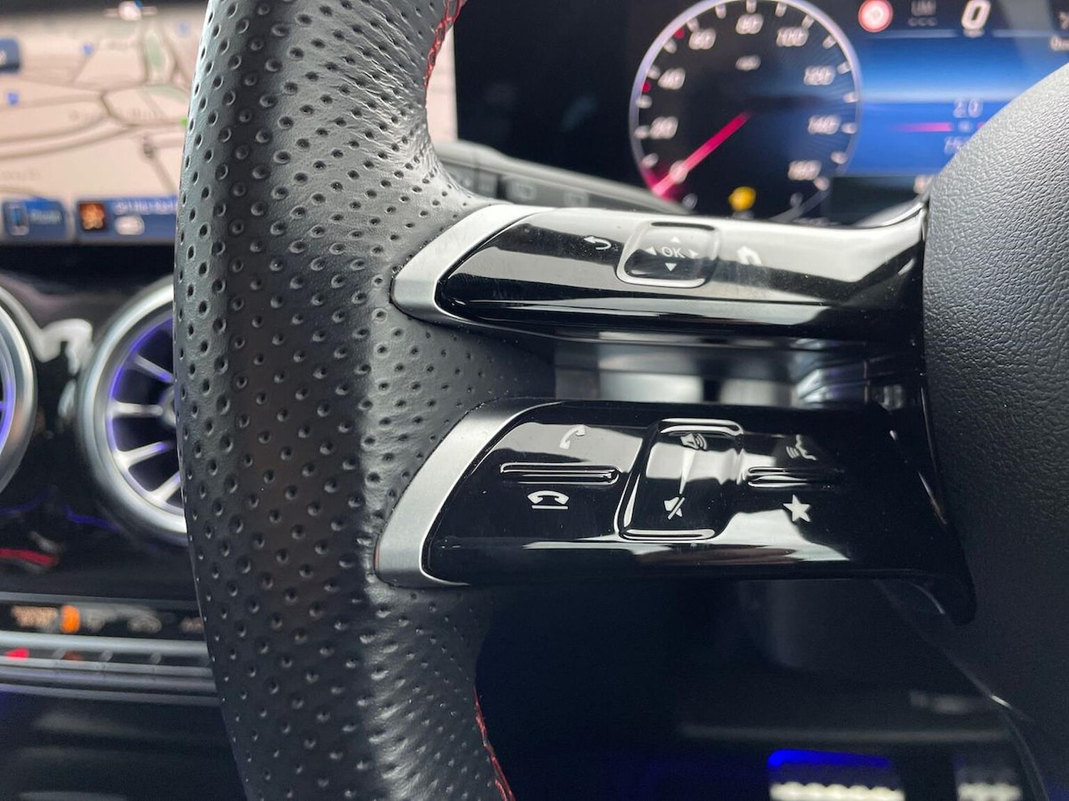 Used Mercedes-Benz GLB 2024 for sale - 76383380: Photo 26