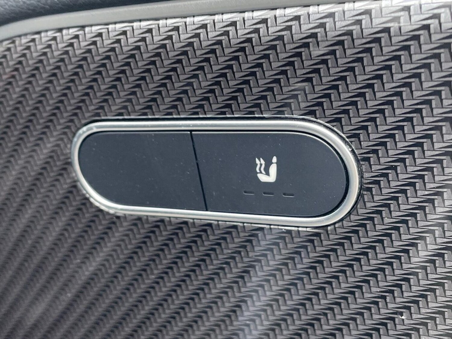 Used Mercedes-Benz GLB 2024 for sale - 76383380: Photo 30