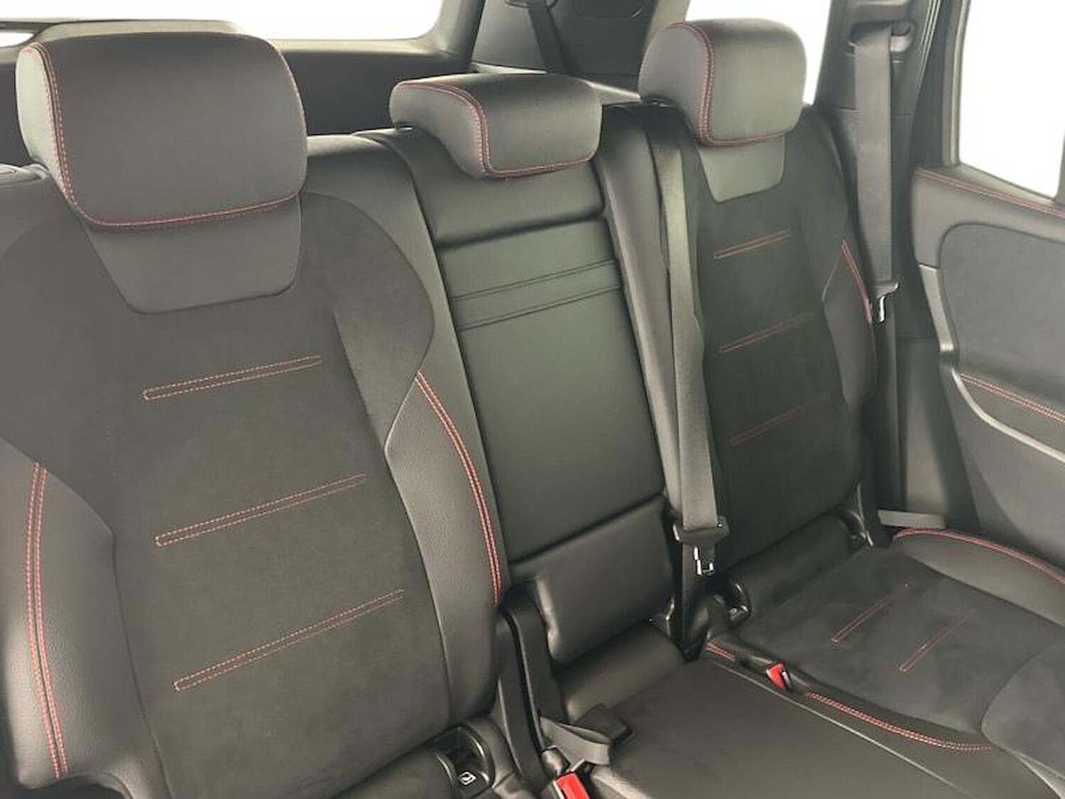 Used Mercedes-Benz GLB 2024 for sale - 76383380: Photo 8