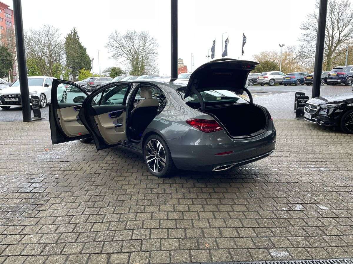 Used Mercedes-Benz C Class 2023 for sale - 78106398: Photo 40