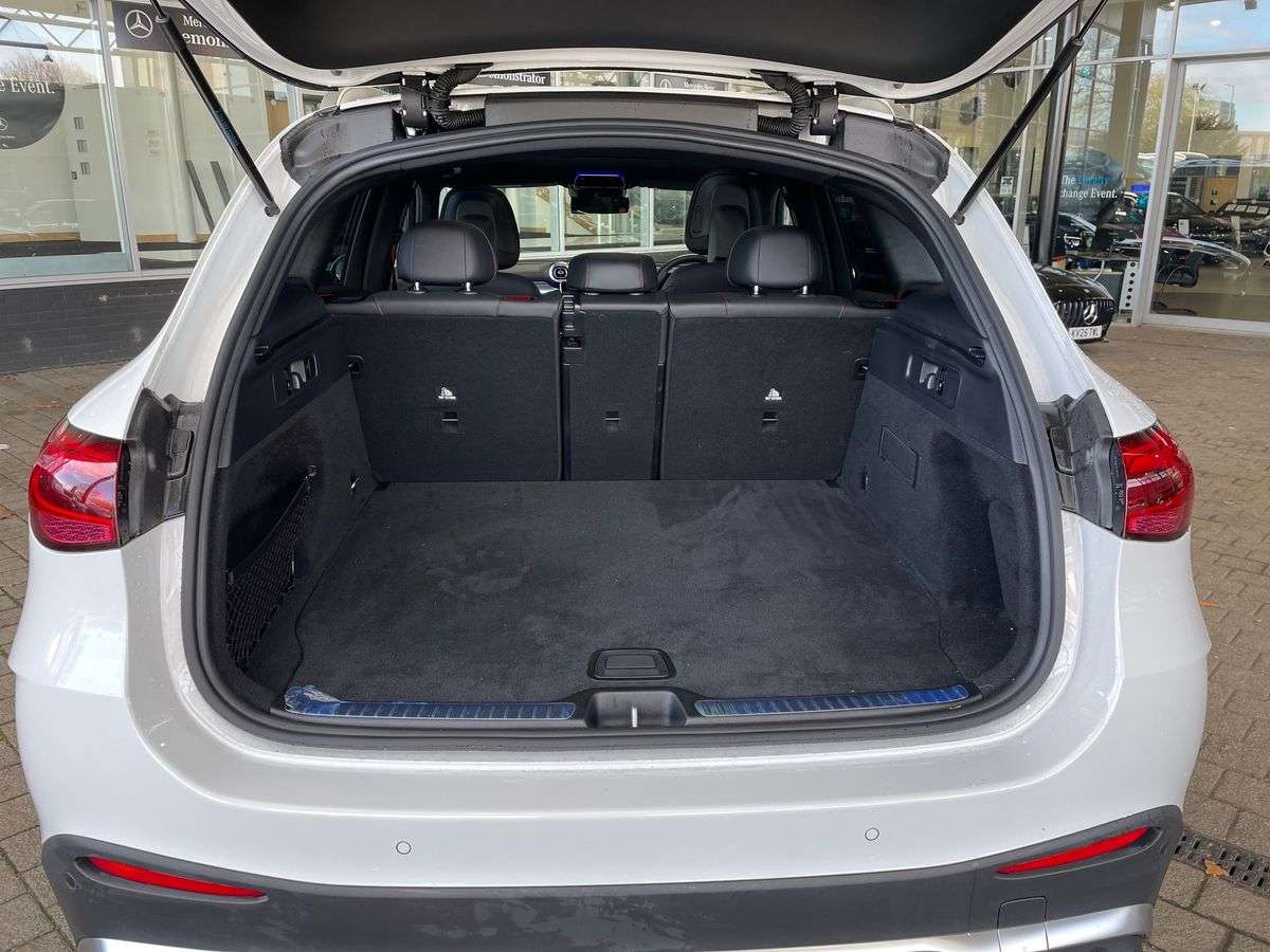 Used Mercedes-Benz GLC 2024 for sale - 78196562: Photo 10