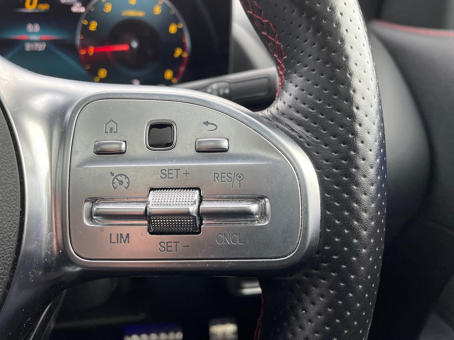 Used Mercedes-Benz GLA 2022 for sale - 77056950: Photo 29