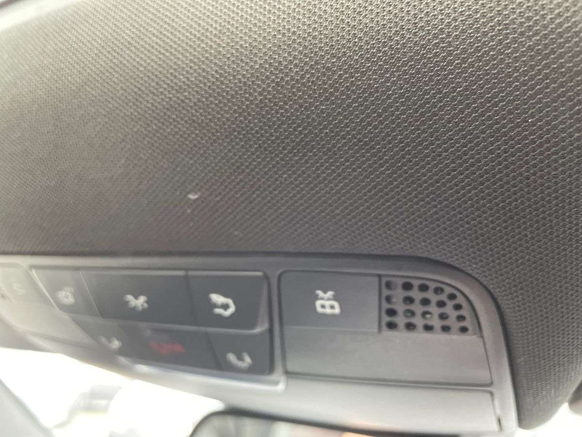 Used Mercedes-Benz C Class 2017 for sale - 78196135: Photo 28