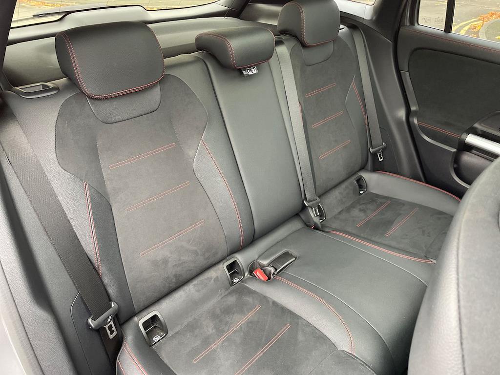 Used Mercedes-Benz GLA 2024 for sale - 76340630: Photo 16