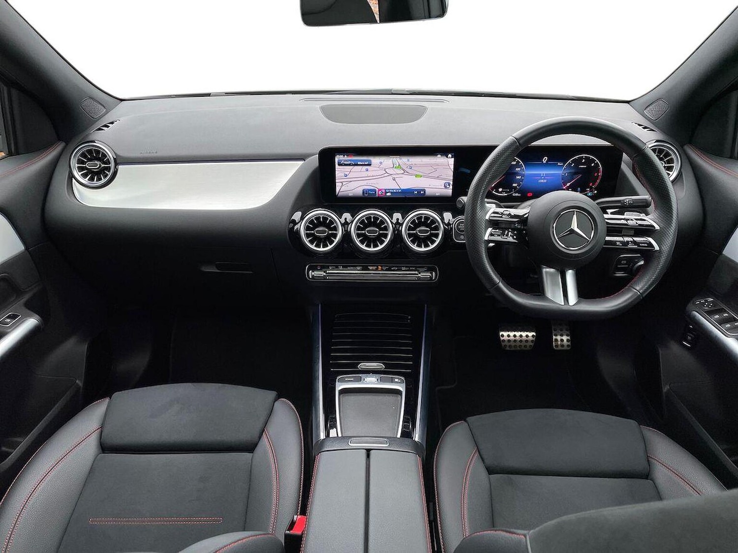 Used Mercedes-Benz GLA 2024 for sale - 76340630: Photo 8