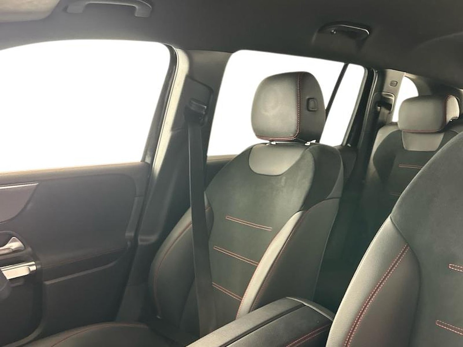 Used Mercedes-Benz GLB 2024 for sale - 76490553: Photo 5