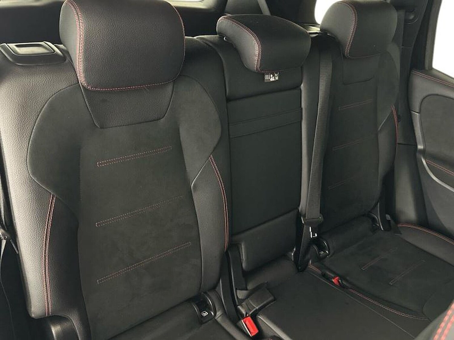 Used Mercedes-Benz GLB 2024 for sale - 76490553: Photo 8