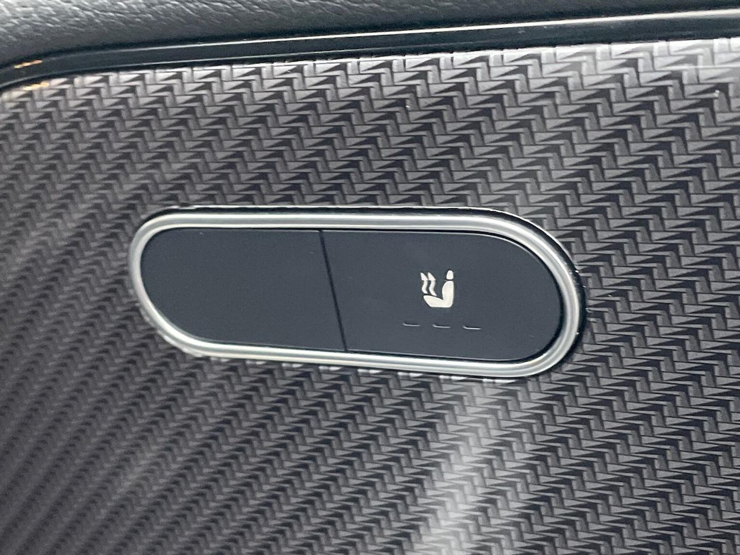 Used Mercedes-Benz GLA 2021 for sale - 76863970: Photo 30