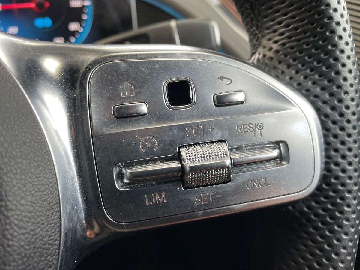 Used Mercedes-Benz EQC 2023 for sale - 78011627: Photo 27