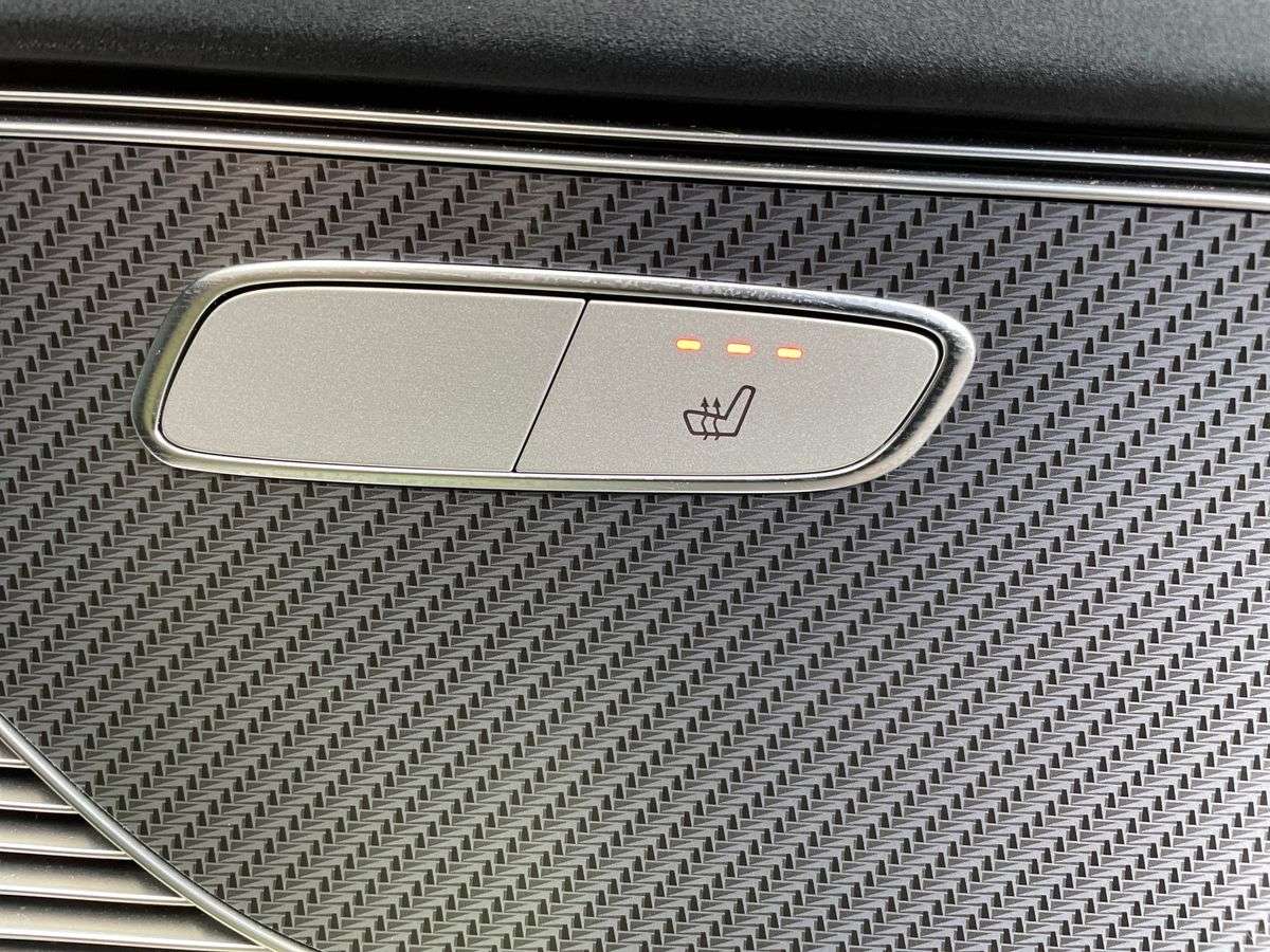 Used Mercedes-Benz EQC 2023 for sale - 78011627: Photo 30