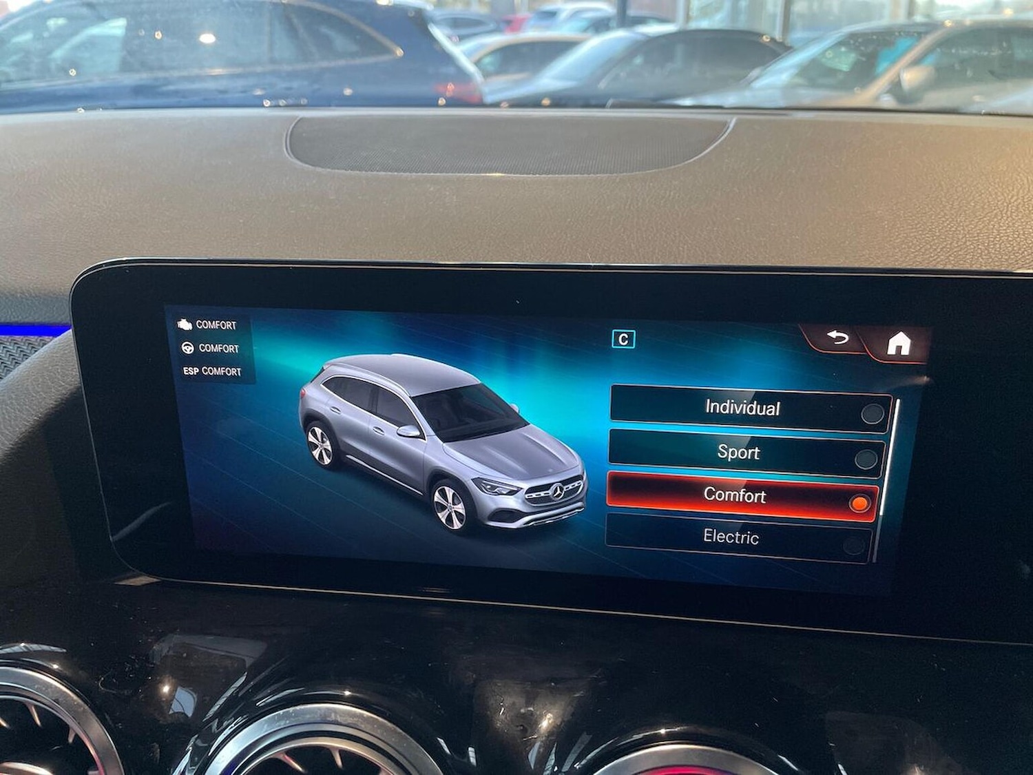 Used Mercedes-Benz GLA 2023 for sale - 77023462: Photo 27