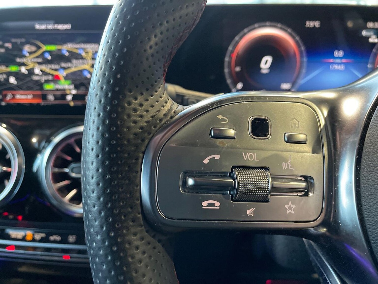 Used Mercedes-Benz GLA 2023 for sale - 77023462: Photo 28