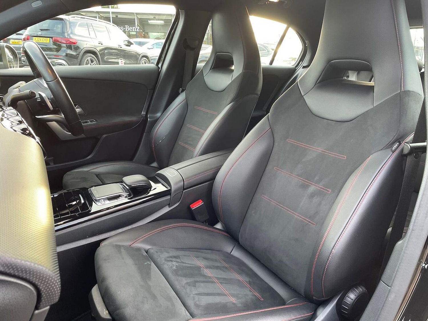 Used Mercedes-Benz A-Class 2018 for sale - 76791856: Photo 31