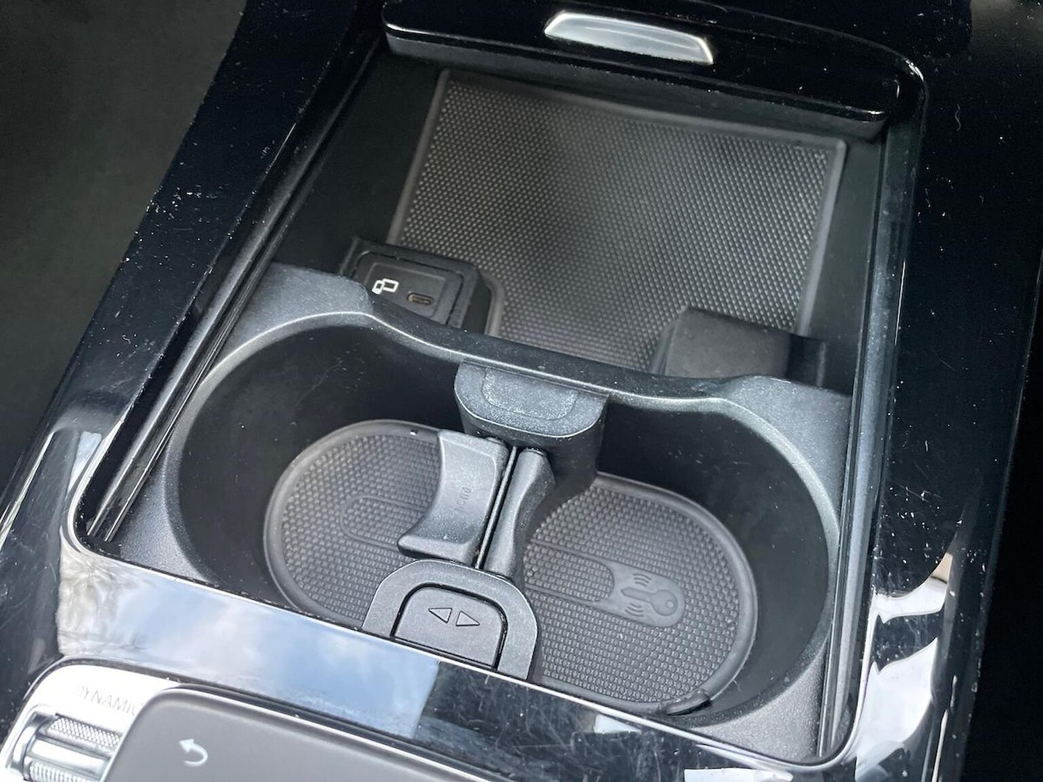 Used Mercedes-Benz A-Class 2018 for sale - 76791856: Photo 32