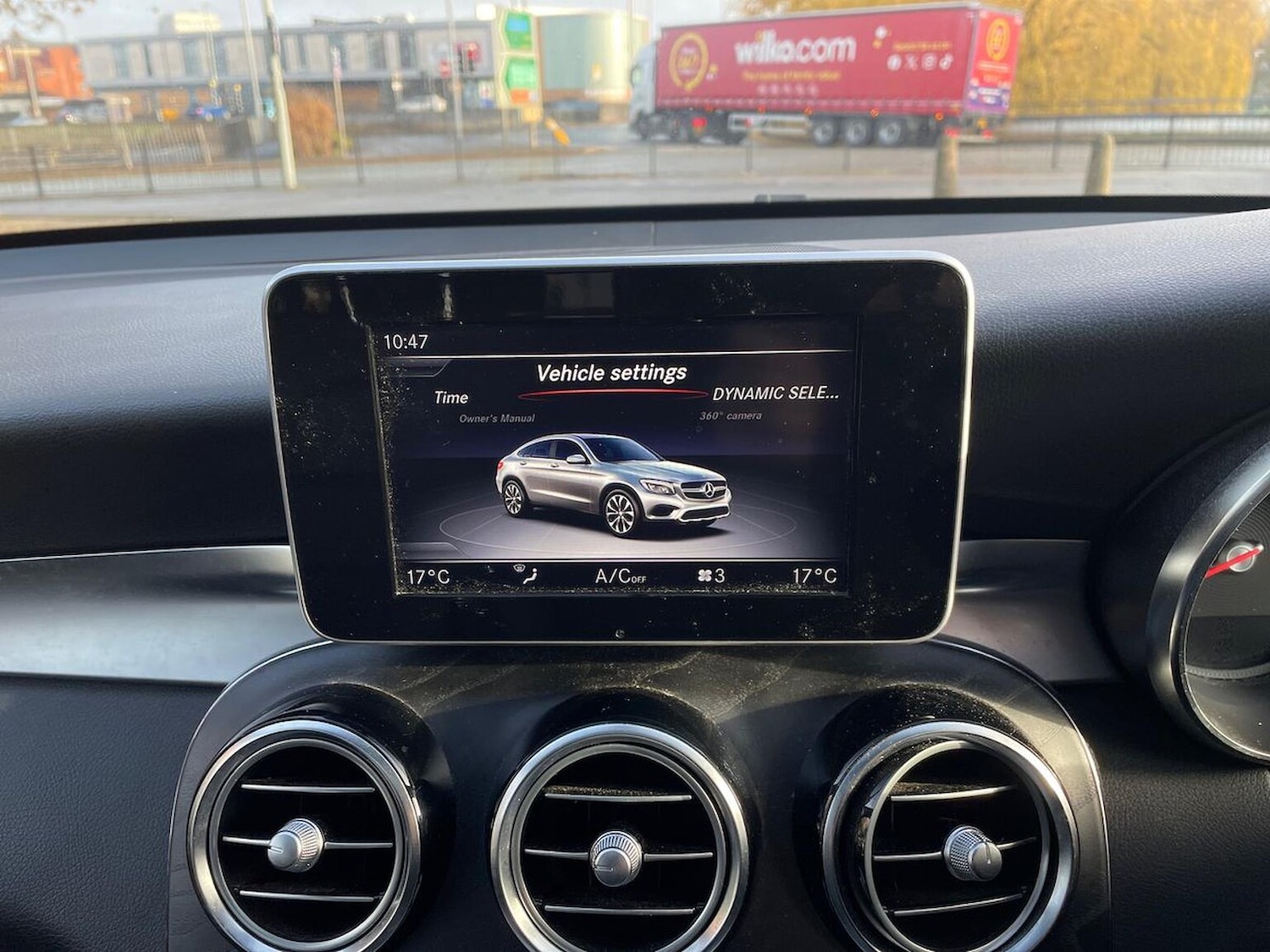 Used Mercedes-Benz GLC 2019 for sale - 76932299: Photo 11