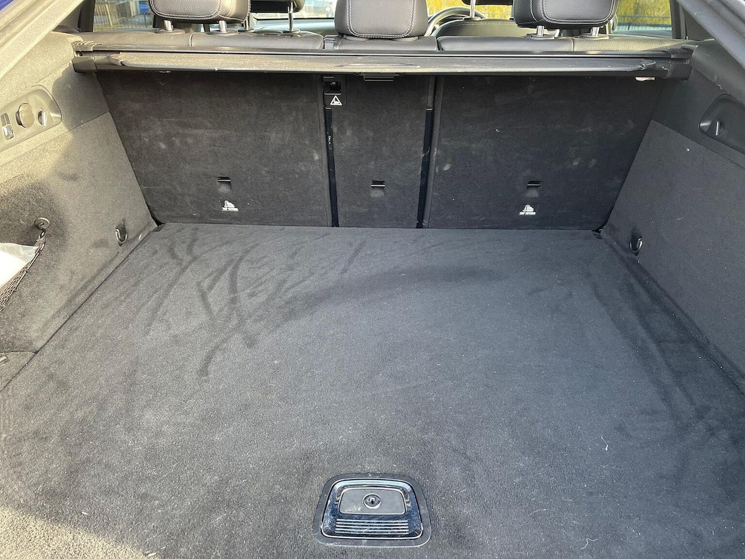 Used Mercedes-Benz GLC 2019 for sale - 76932299: Photo 17