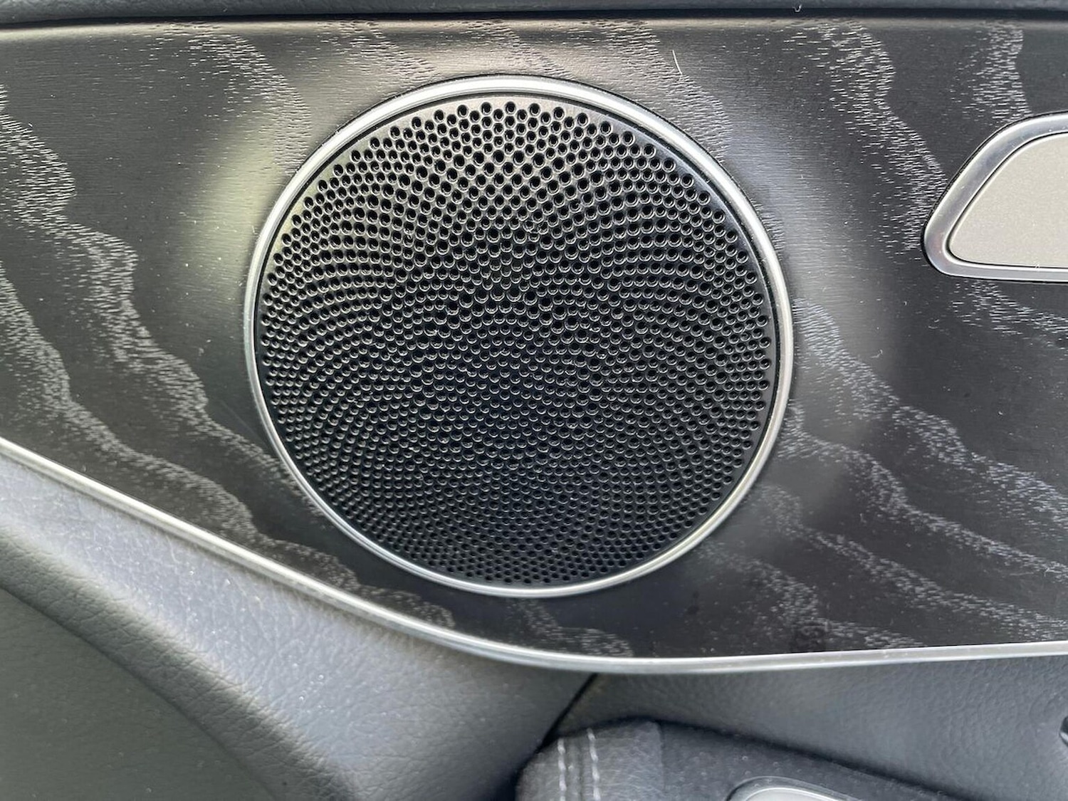 Used Mercedes-Benz GLC 2019 for sale - 76932299: Photo 31