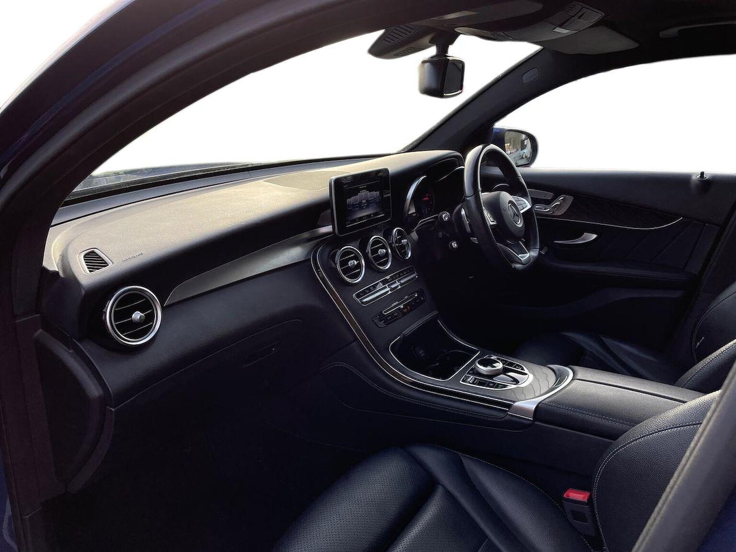 Used Mercedes-Benz GLC 2019 for sale - 76932299: Photo 7