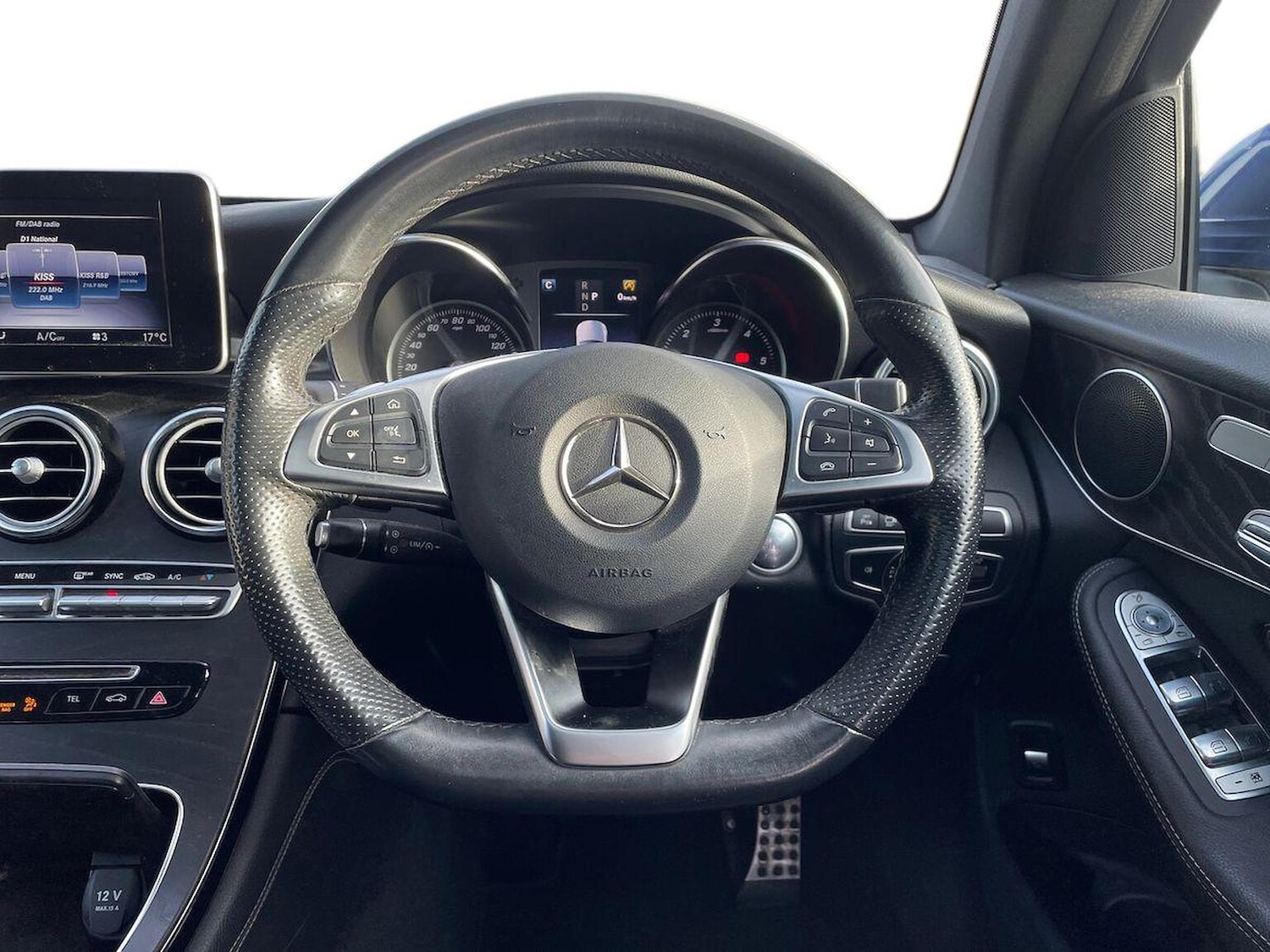 Used Mercedes-Benz GLC 2019 for sale - 76932299: Photo 9