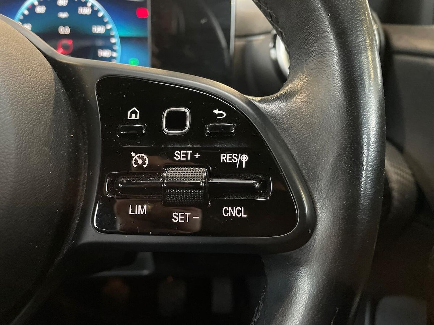 Used Mercedes-Benz A-Class 2019 for sale - 76164979: Photo 27