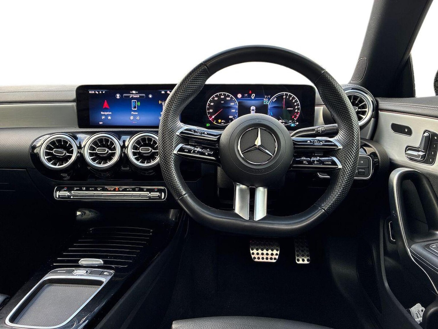 Used Mercedes-Benz CLA 2024 for sale - 77023458: Photo 11