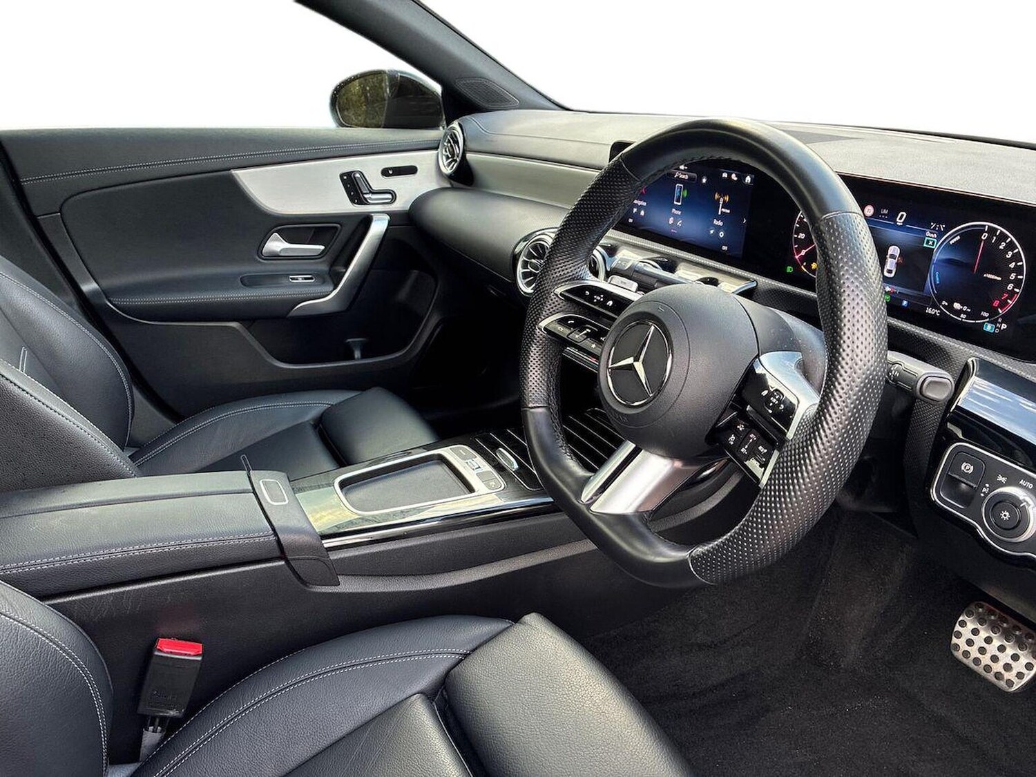 Used Mercedes-Benz CLA 2024 for sale - 77023458: Photo 17