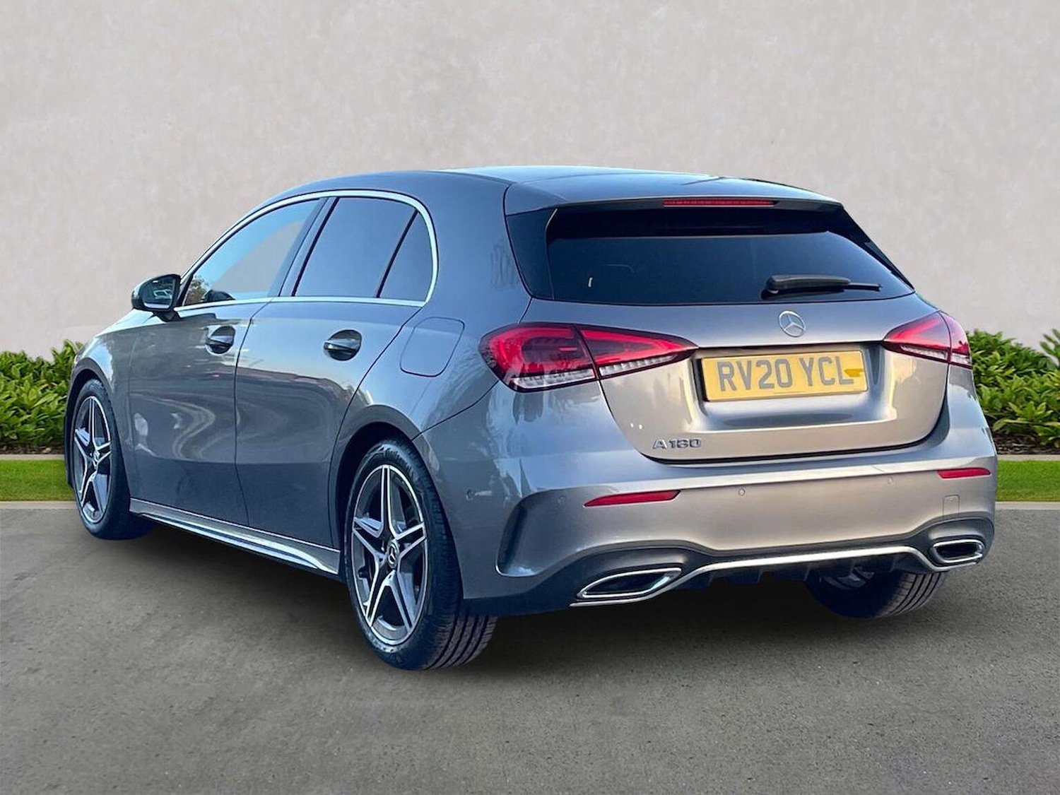 Used Mercedes-Benz A-Class 2020 for sale - 76762405: Photo 2