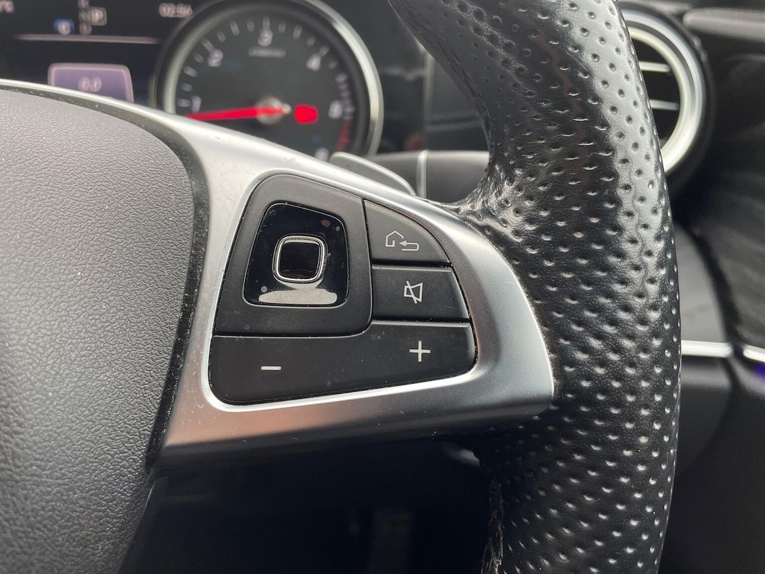 Used Mercedes-Benz E-Class 2018 for sale - 76149466: Photo 27