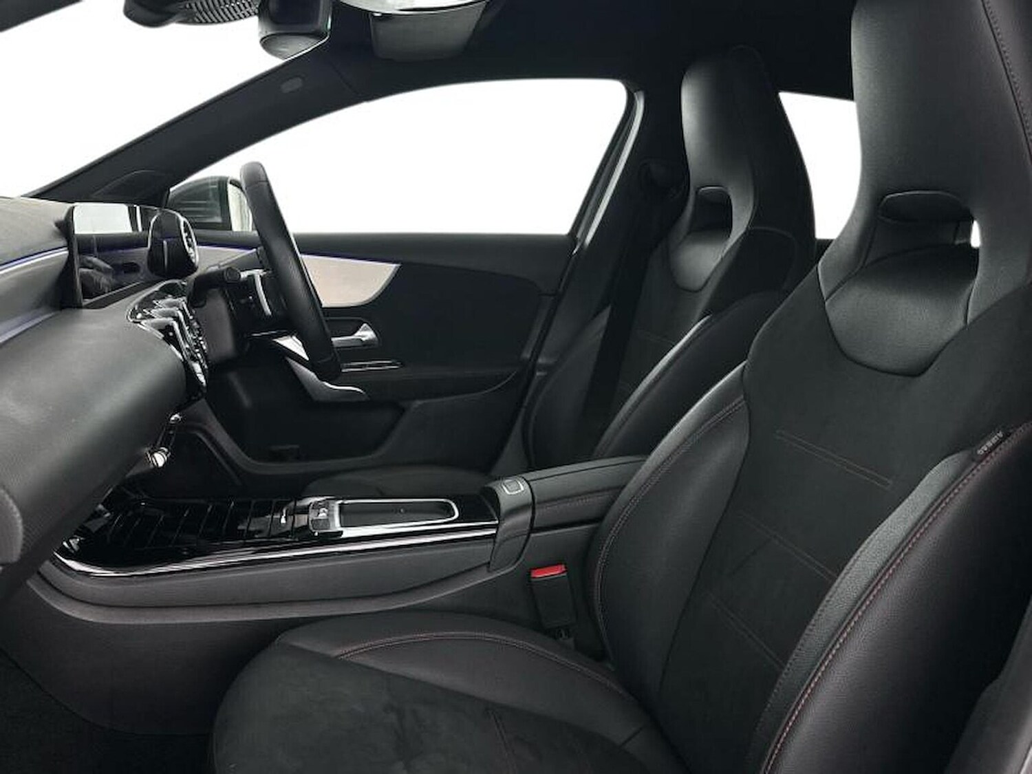 Used Mercedes-Benz A-Class 2024 for sale - 76383363: Photo 4