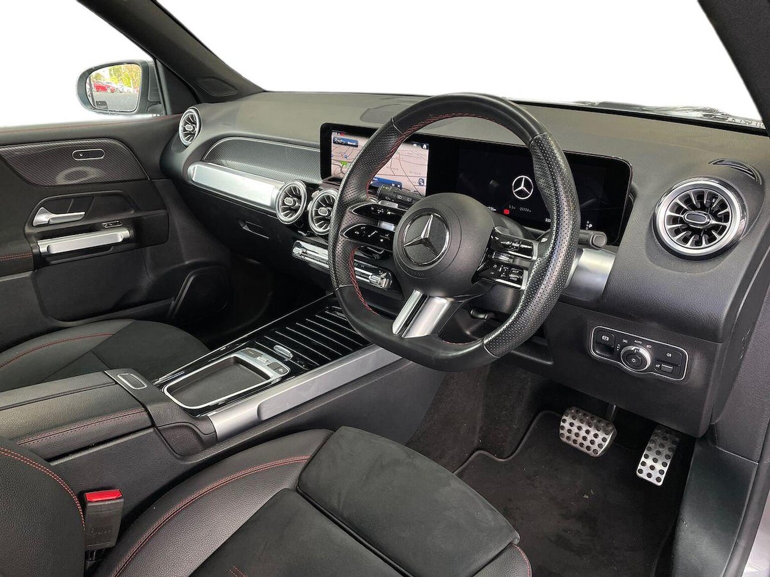 Used Mercedes-Benz GLB 2024 for sale - 76490550: Photo 15