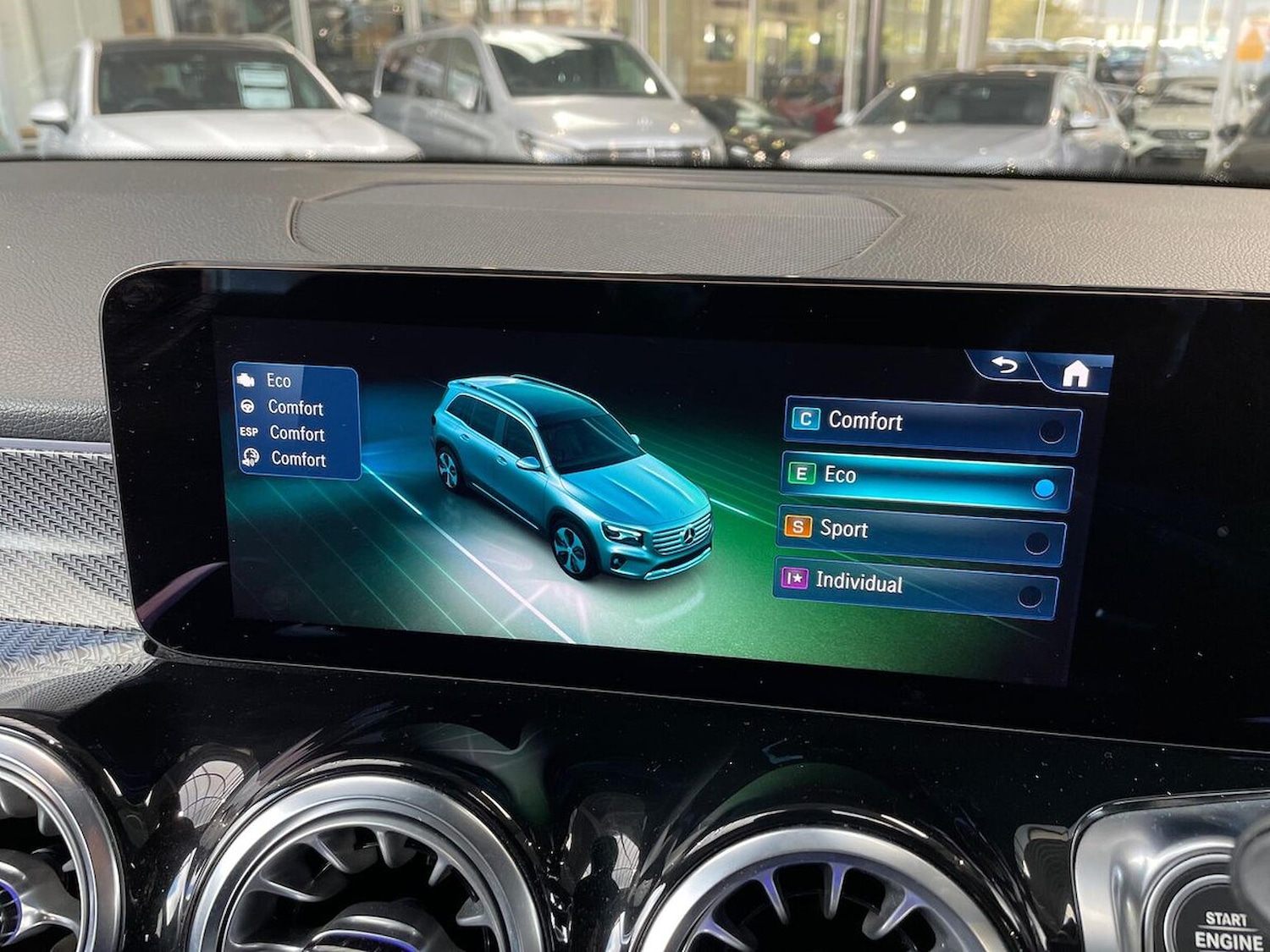 Used Mercedes-Benz GLB 2024 for sale - 76490550: Photo 25