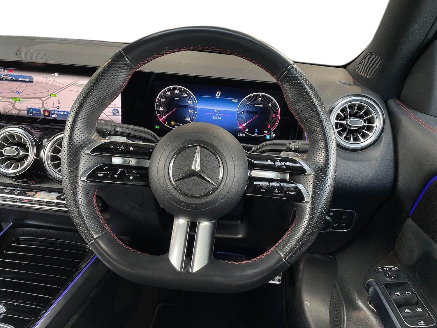 Used Mercedes-Benz GLB 2024 for sale - 76490550: Photo 9