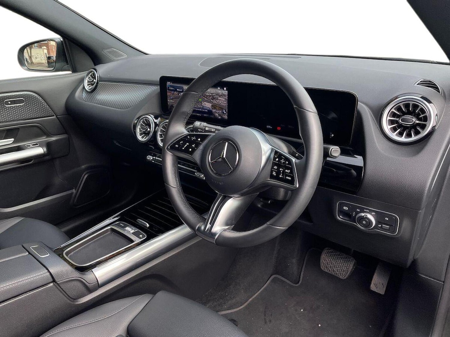 Used Mercedes-Benz EQA 2024 for sale - 76115481: Photo 15