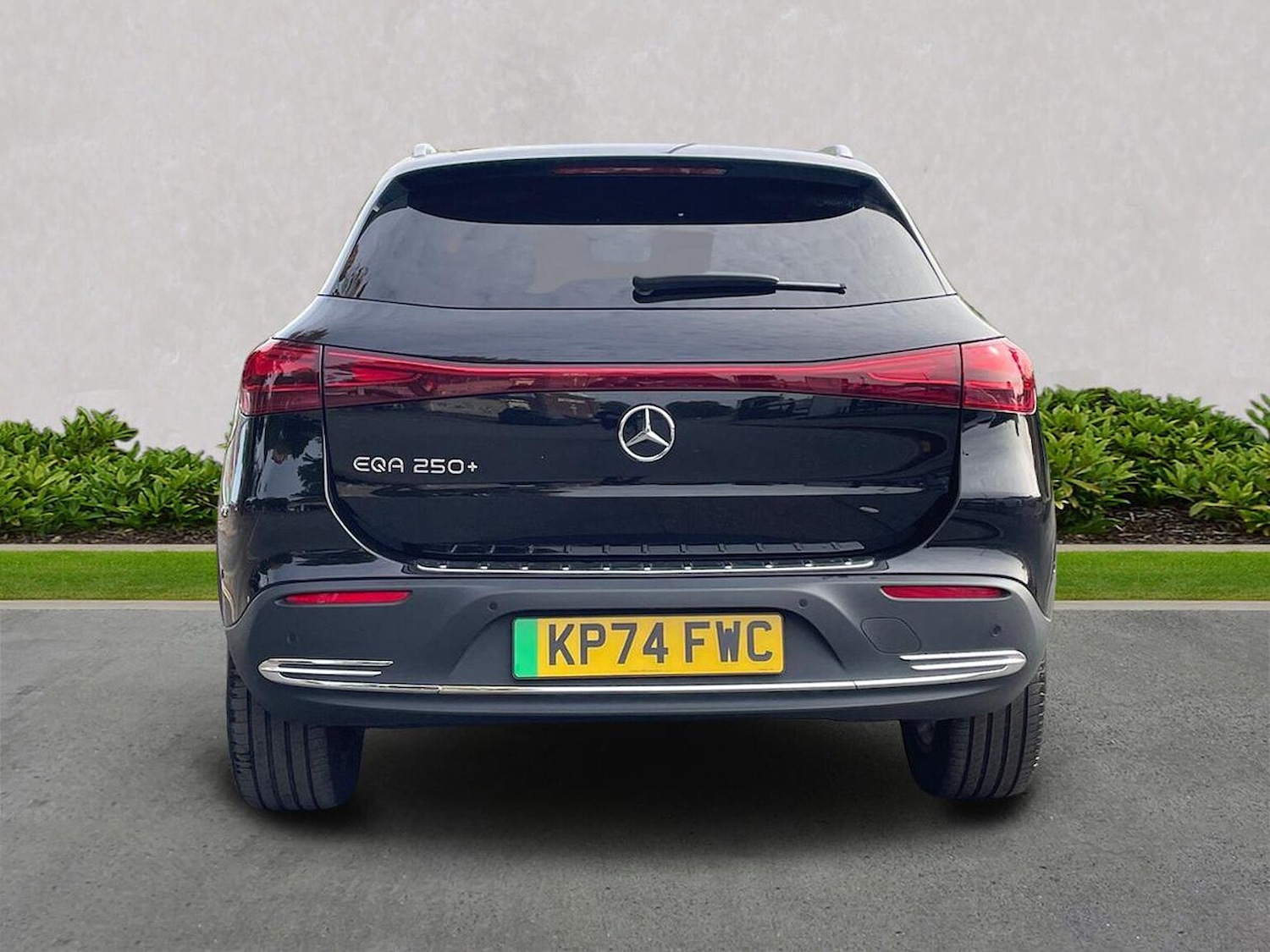 Used Mercedes-Benz EQA 2024 for sale - 76115481: Photo 4
