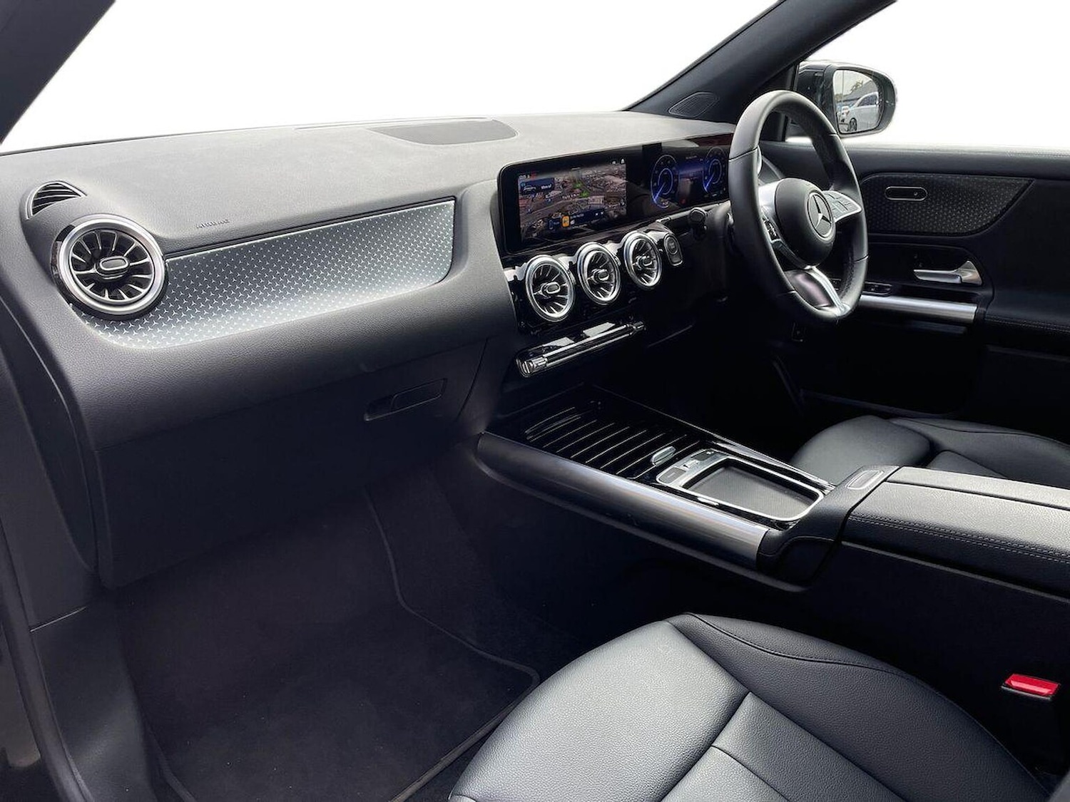 Used Mercedes-Benz EQA 2024 for sale - 76115481: Photo 7