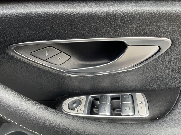 Used Mercedes-Benz E Class 2021 for sale - 76310135: Photo 21
