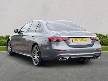 Used Mercedes-Benz E Class 2021 for sale - 76310135: Photo 2