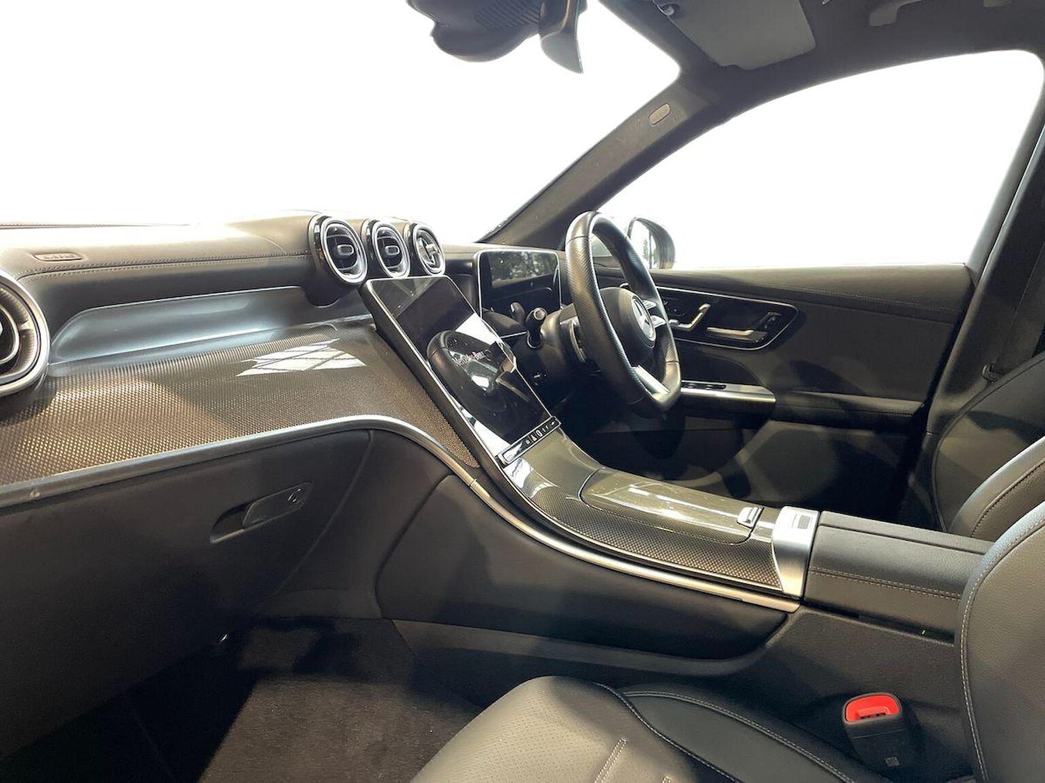 Used Mercedes-Benz GLC 2024 for sale - 76559840: Photo 9