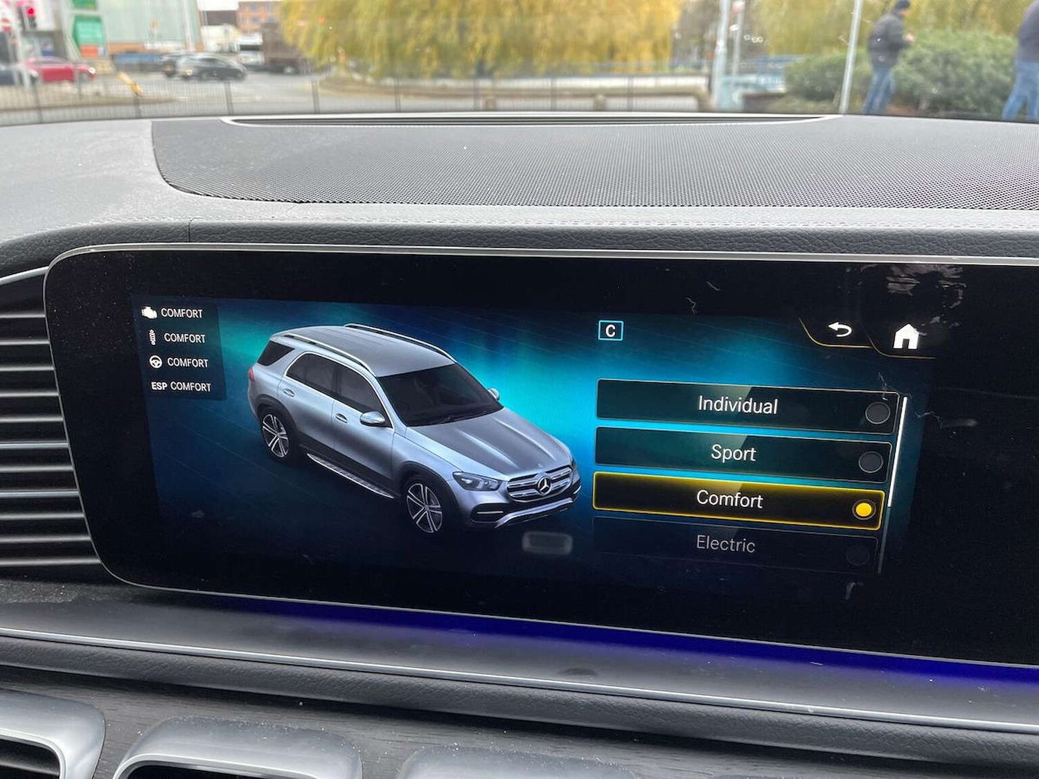 Used Mercedes-Benz GLE 2021 for sale - 76837147: Photo 25